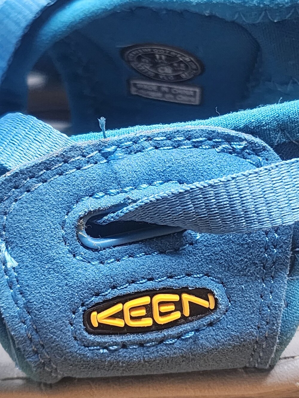 KEEN Womens Blue Closed-Toe Active Sandals Size 11 Like New - Picture 11 of 14